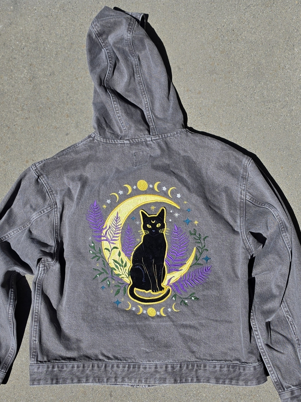 Upcycled Embroidered Celestial Black Cat Faded Gray Zip Hoodie Jacket. Womens S - Picture 3 of 9